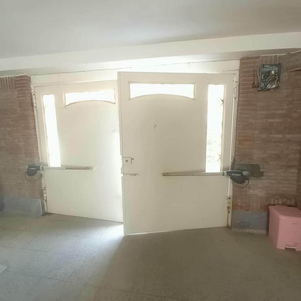 تابلو کنترل و امکانات هوشمند جک درب پارکینگ