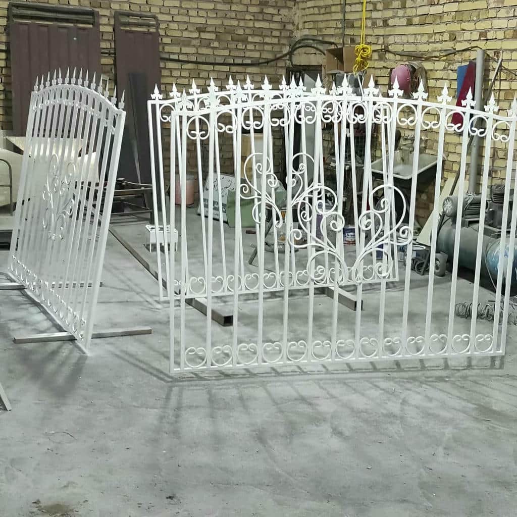 window-guard-iron-fence-wrought-iron-oo – Copy راهنمای خرید حفاظ پنجره