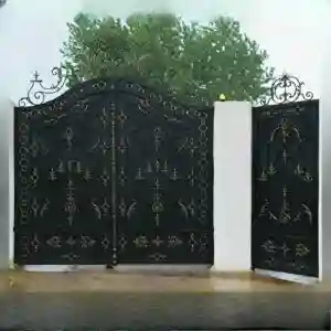 درب فلزی غنچه فرفورژه لوکس