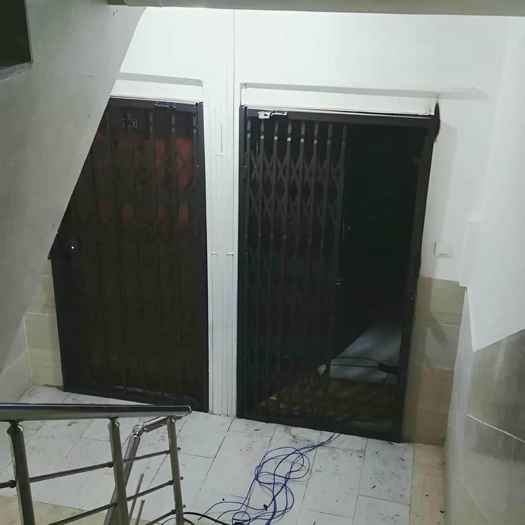 خرید حفاظ درب آکاردئونی آهنی دوگل در سمنان