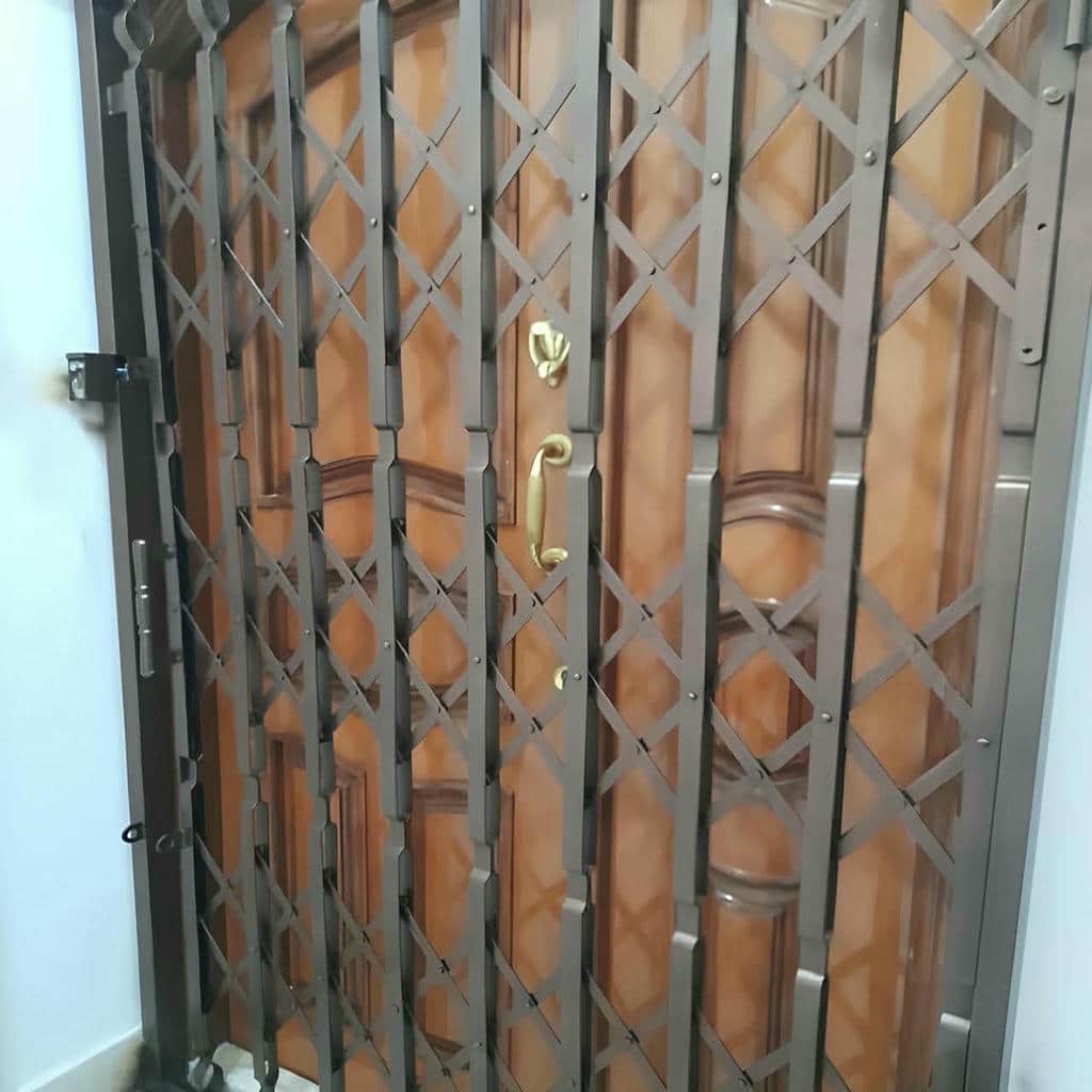 خرید درب آکاردئونی آهنی ضدسرقت در گنبدکاووس