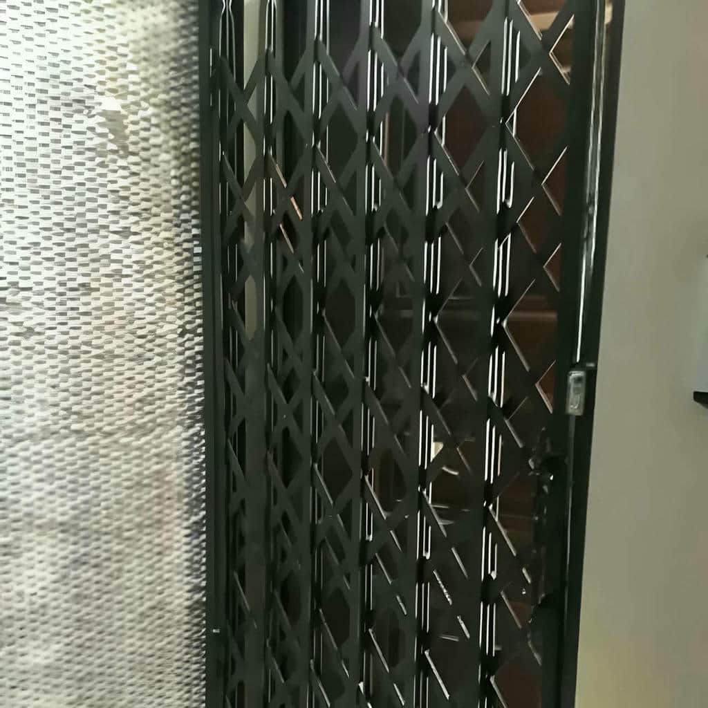 خرید حفاظ درب آکاردئونی آهنی دوگل در دماوند