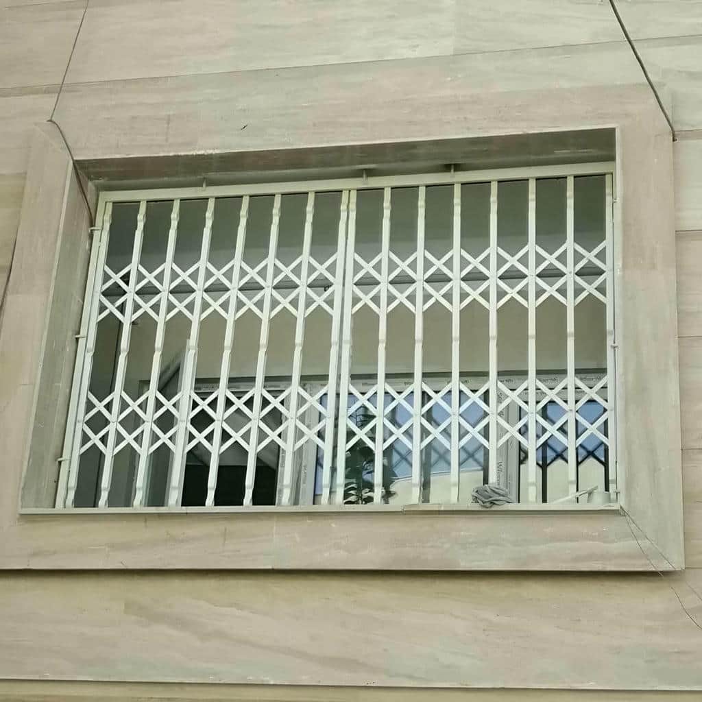 خرید حفاظ درب آکاردئونی آهنی ضدسرقت در شیراز