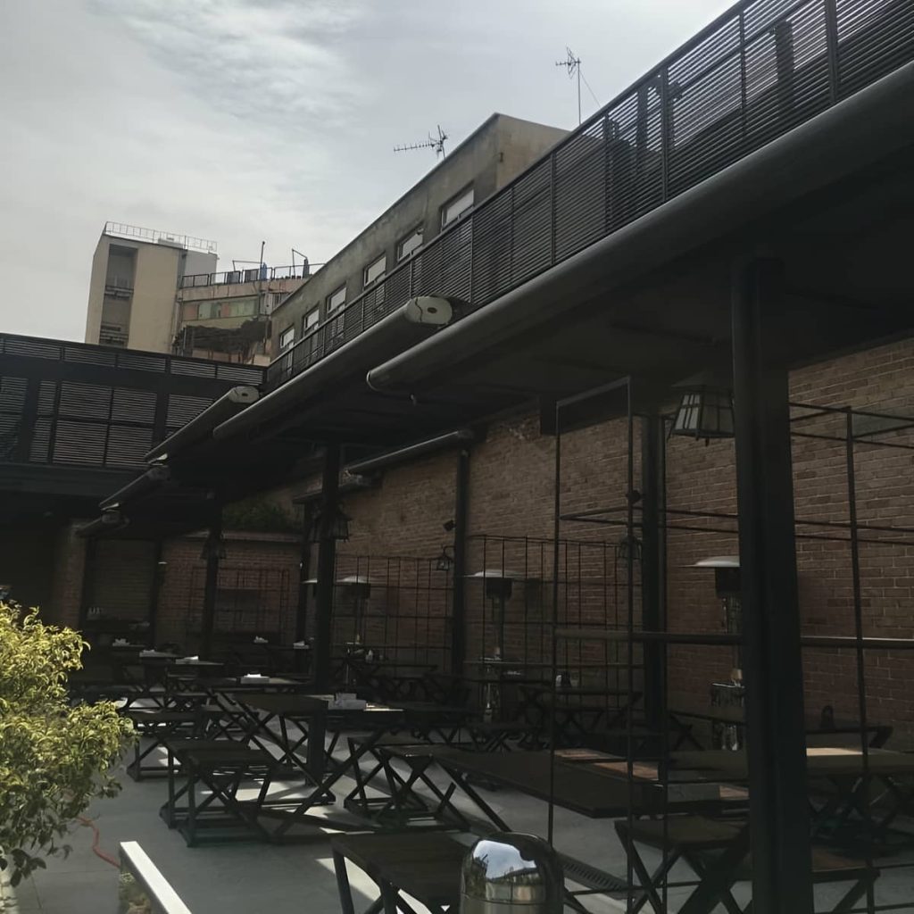 خرید سایبان برقی بازویی اتوماتیک ضدآب در آمل