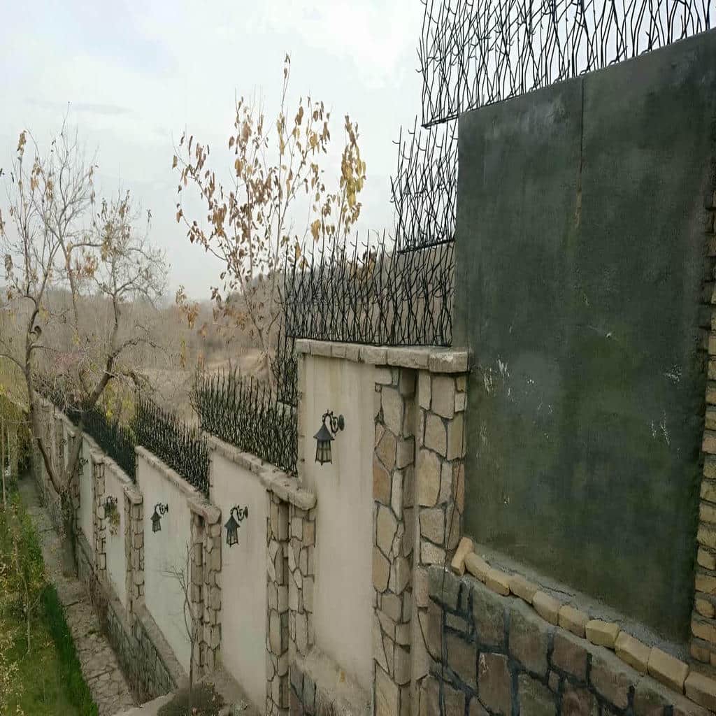 نصب حفاظ شاخ گوزنی نوک تیز در ساوه