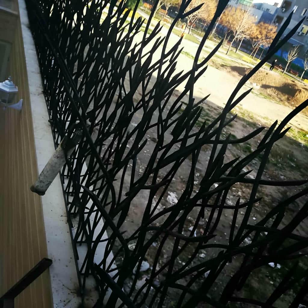 نصب حفاظ شاخ گوزنی نوک تیز در مریوان