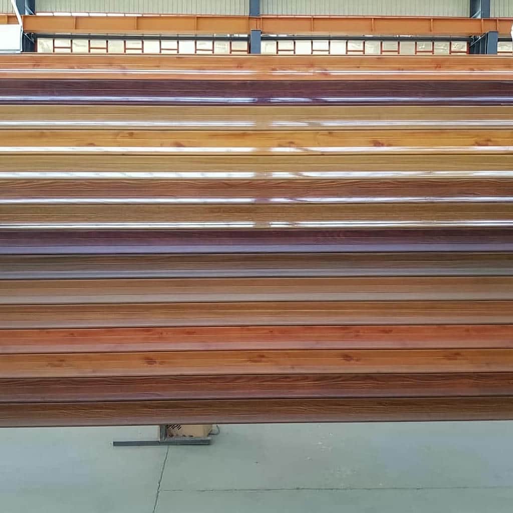 نصب کرکره برقی فروشگاه در گنبدکاووس