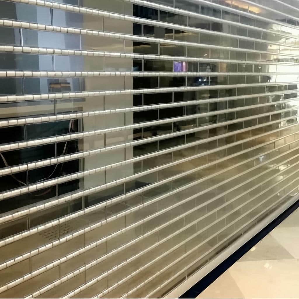 نصب کرکره برقی فروشگاه در اصفهان