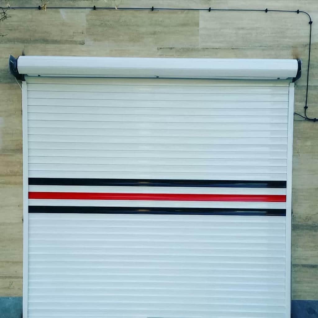 نصب کرکره برقی فروشگاه در اردبیل