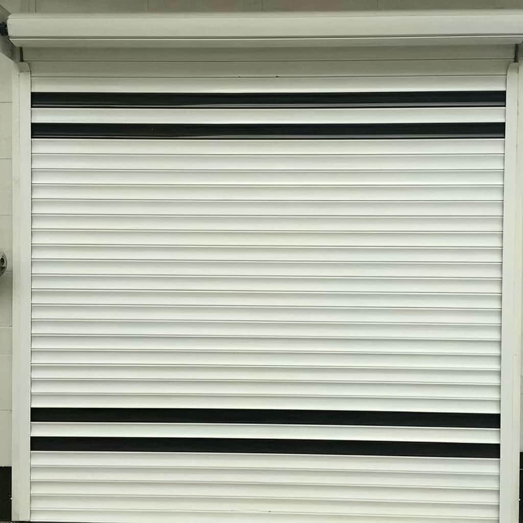 نصب کرکره برقی فروشگاه در بندرعباس