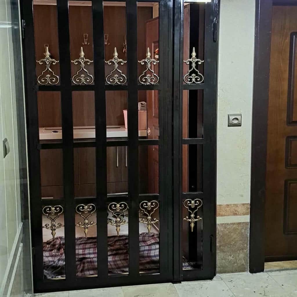 درب آکاردئونی با فریم فلزی دقیق
