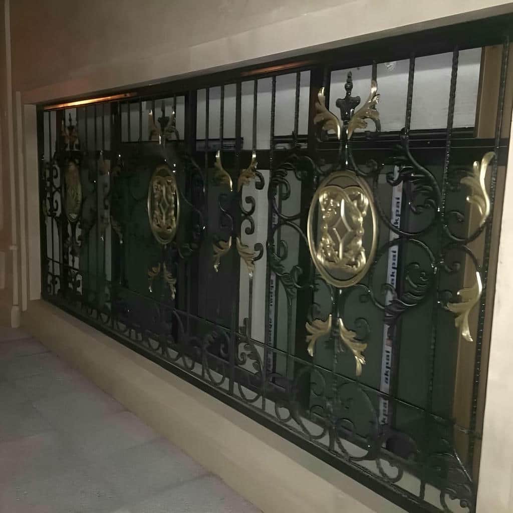 حفاظ پنجره در طالقان