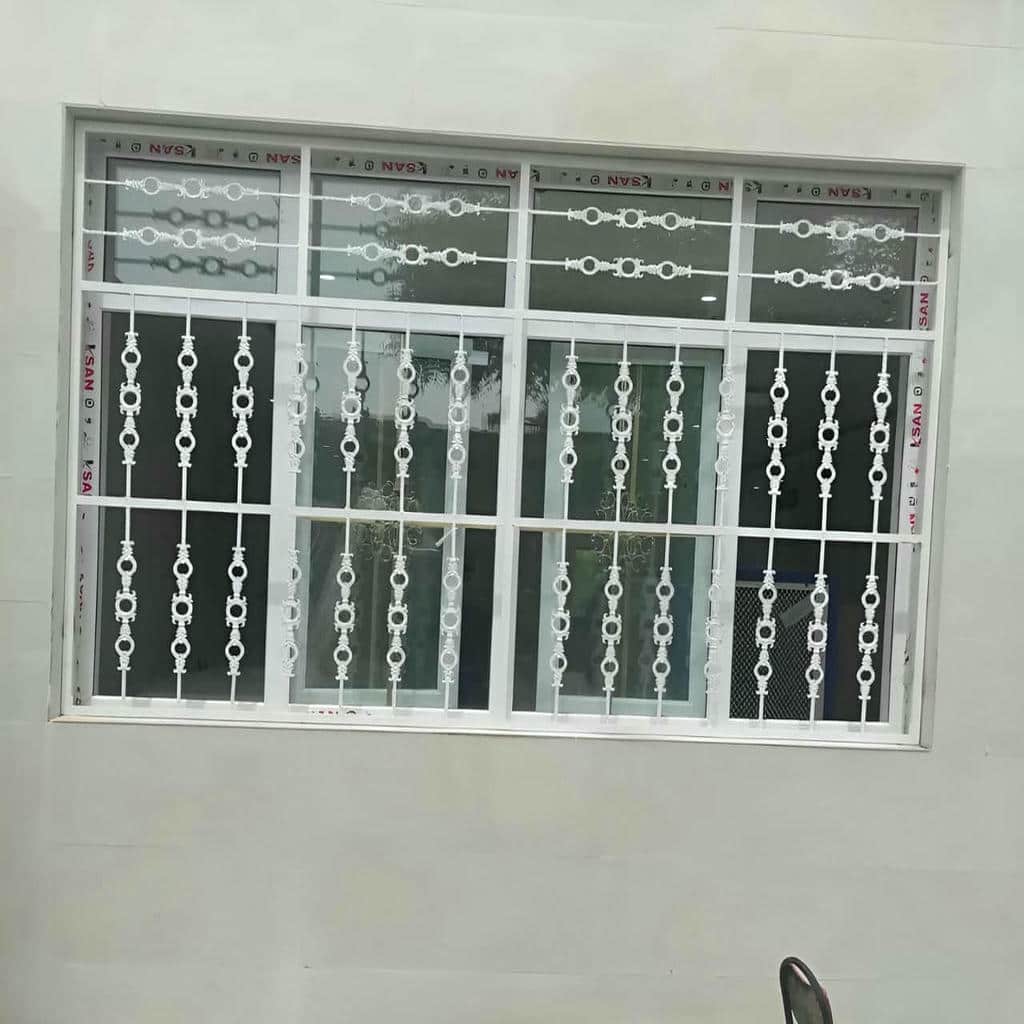 نصب حفاظ پنجره لوکس در استان گلستان