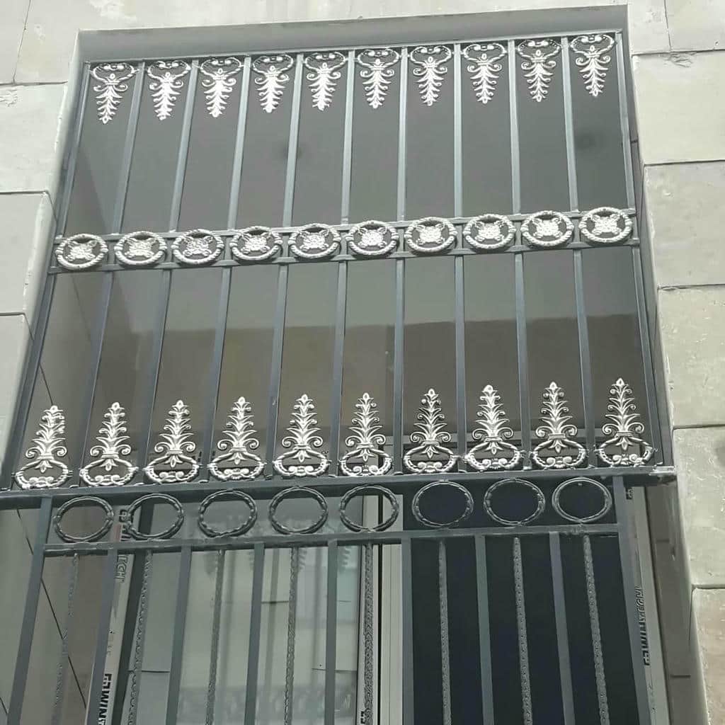 حفاظ پنجره در فیروزکوه