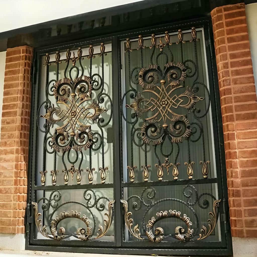 حفاظ پنجره با رنگ کوره ای مقاوم
