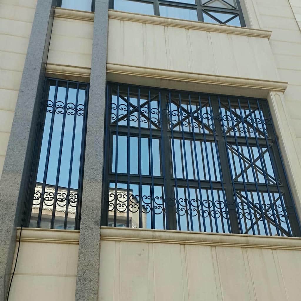 نصب حفاظ پنجره مدرن در چالوس