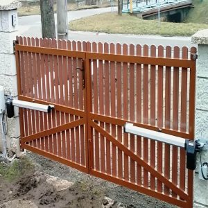 جک درب پارکینگ برقی در تبریز