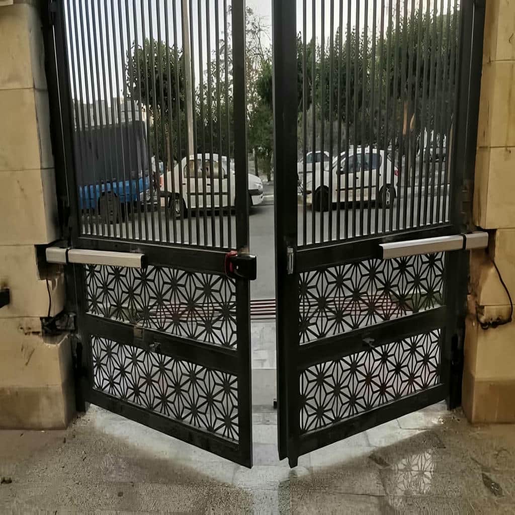 جک درب پارکینگ برقی در فیروزکوه