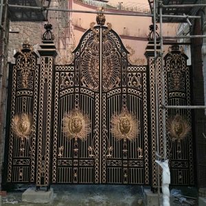درب حیاط ویلا در نظرآباد