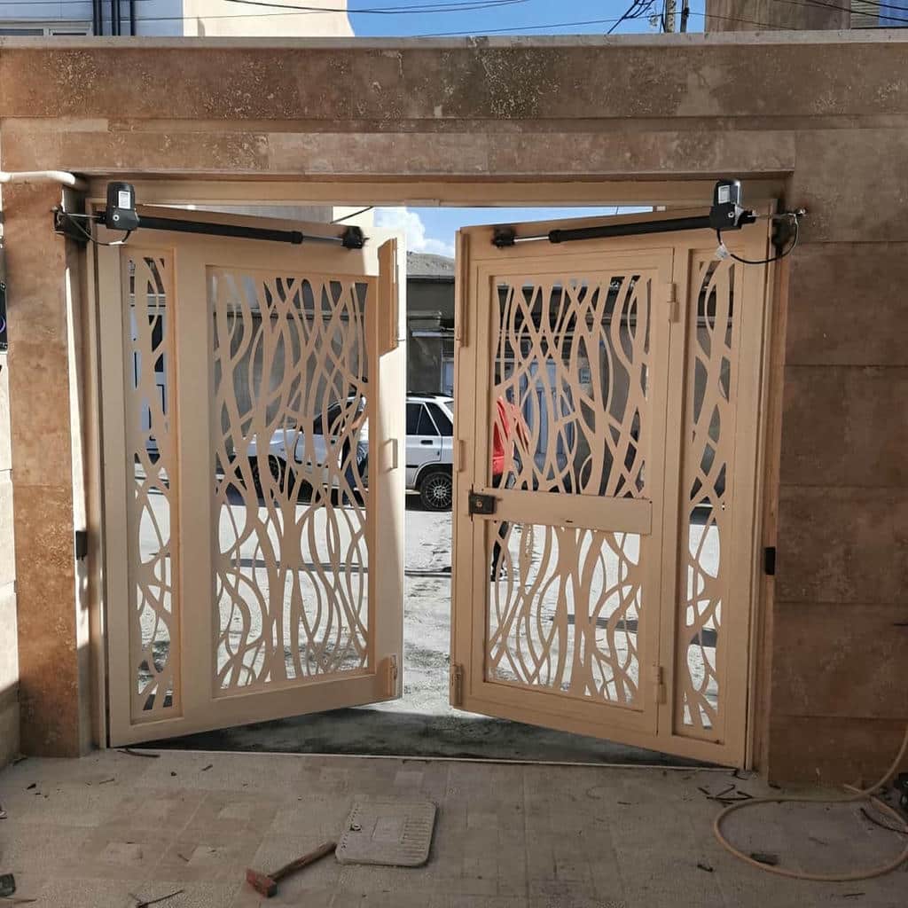 جک درب پارکینگ با گیربکس مقاوم برای تردد روزانه جک درب پارکینگ با گیربکس مقاوم برای تردد روزانه