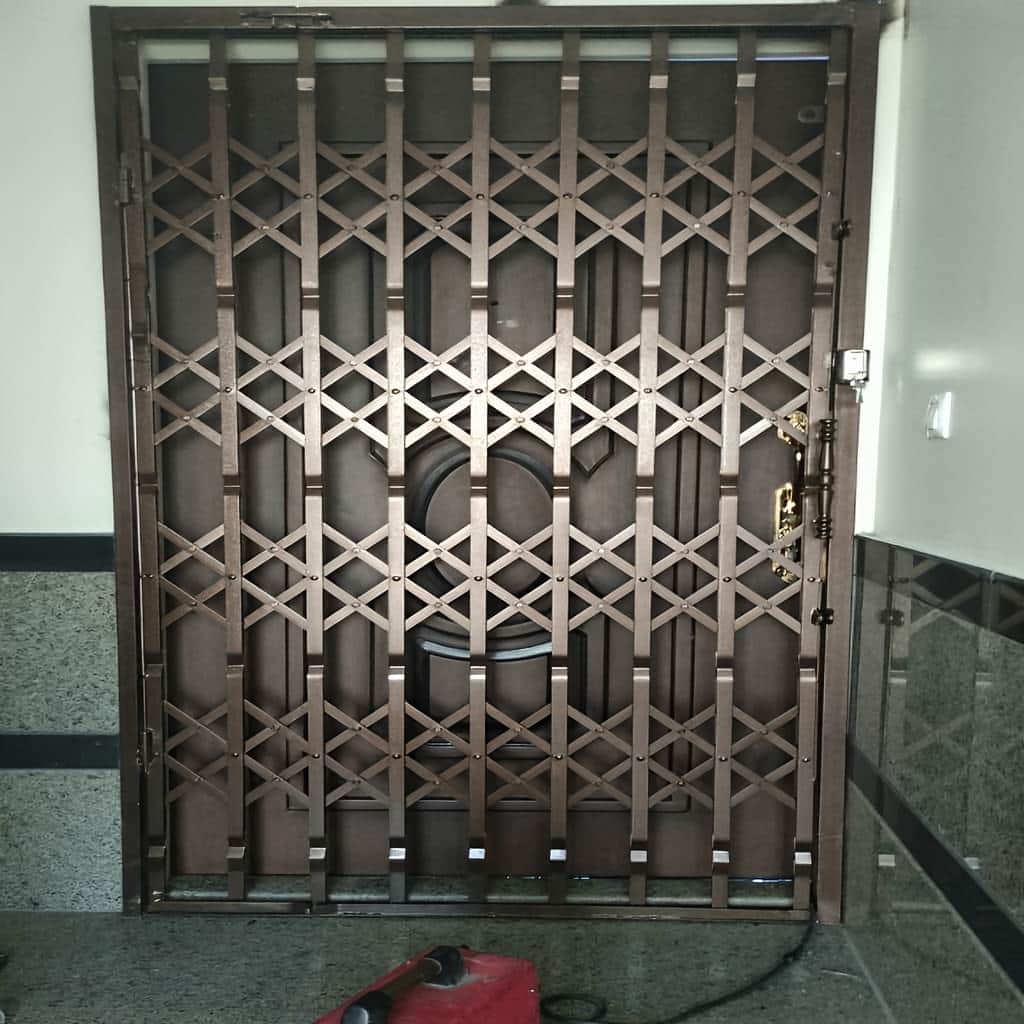قیمت درب آکاردئونی چهار گل لوزی براساس مشخصات