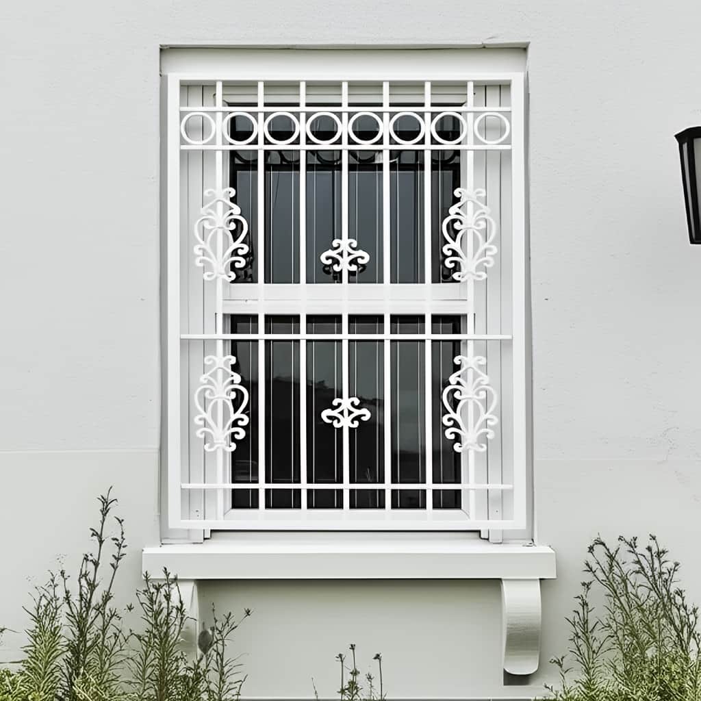 نرده پنجره فلزی شاسی دار طرح هندسی