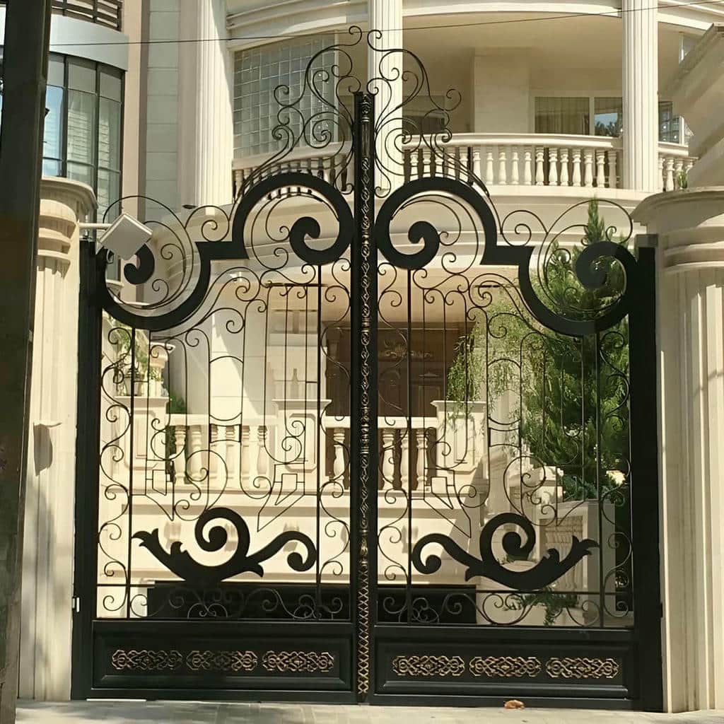 درب حیاط شاسی سنگین پروفیلی با نمای مدرن