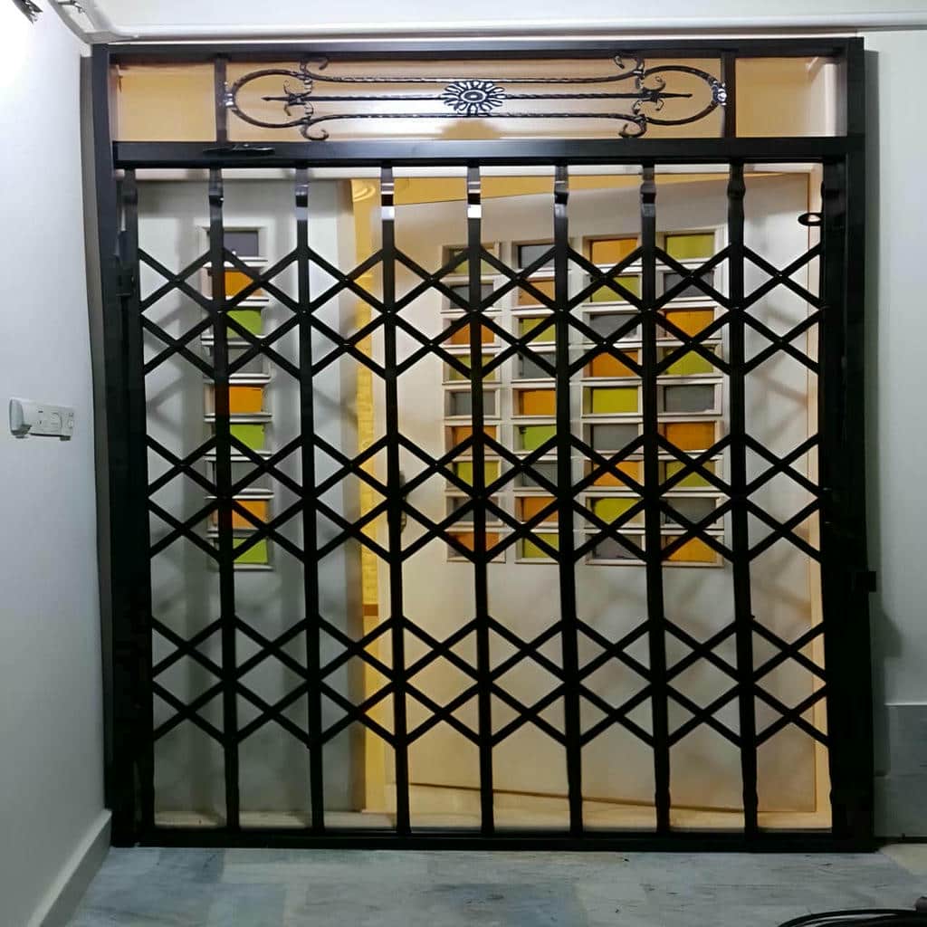 ساخت درب آکاردئونی سلطنتی گل دار سفارشی