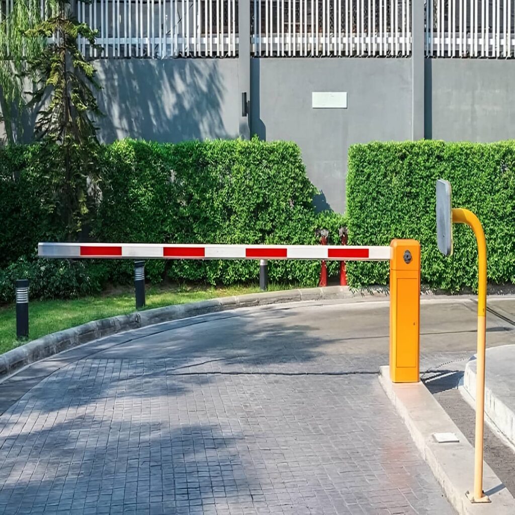 اجرای کنترل تردد خودرو همراه لوپ‌دیتکتور