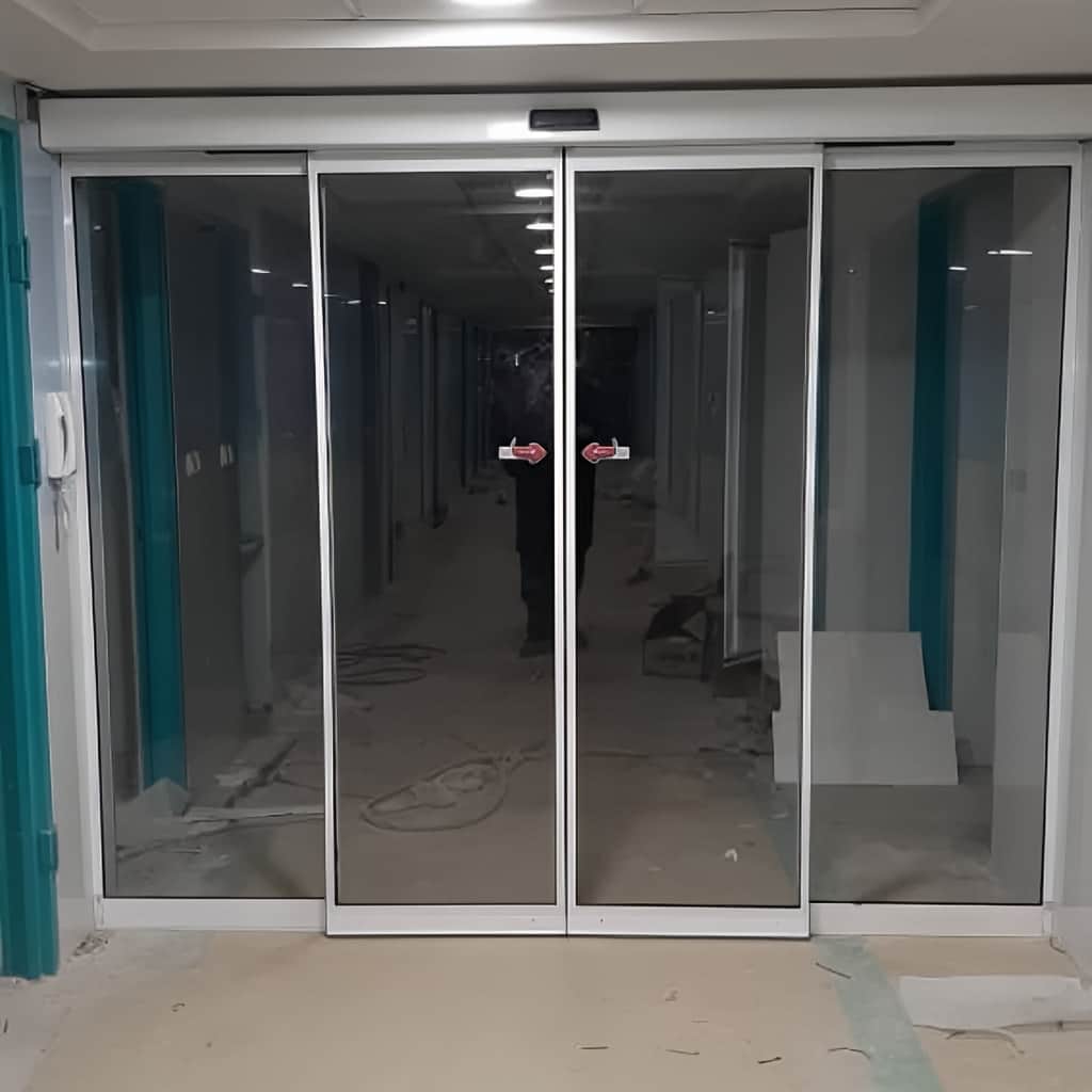 نصب درب اتوماتیک بیمارستانی برای مسیر برانکارد