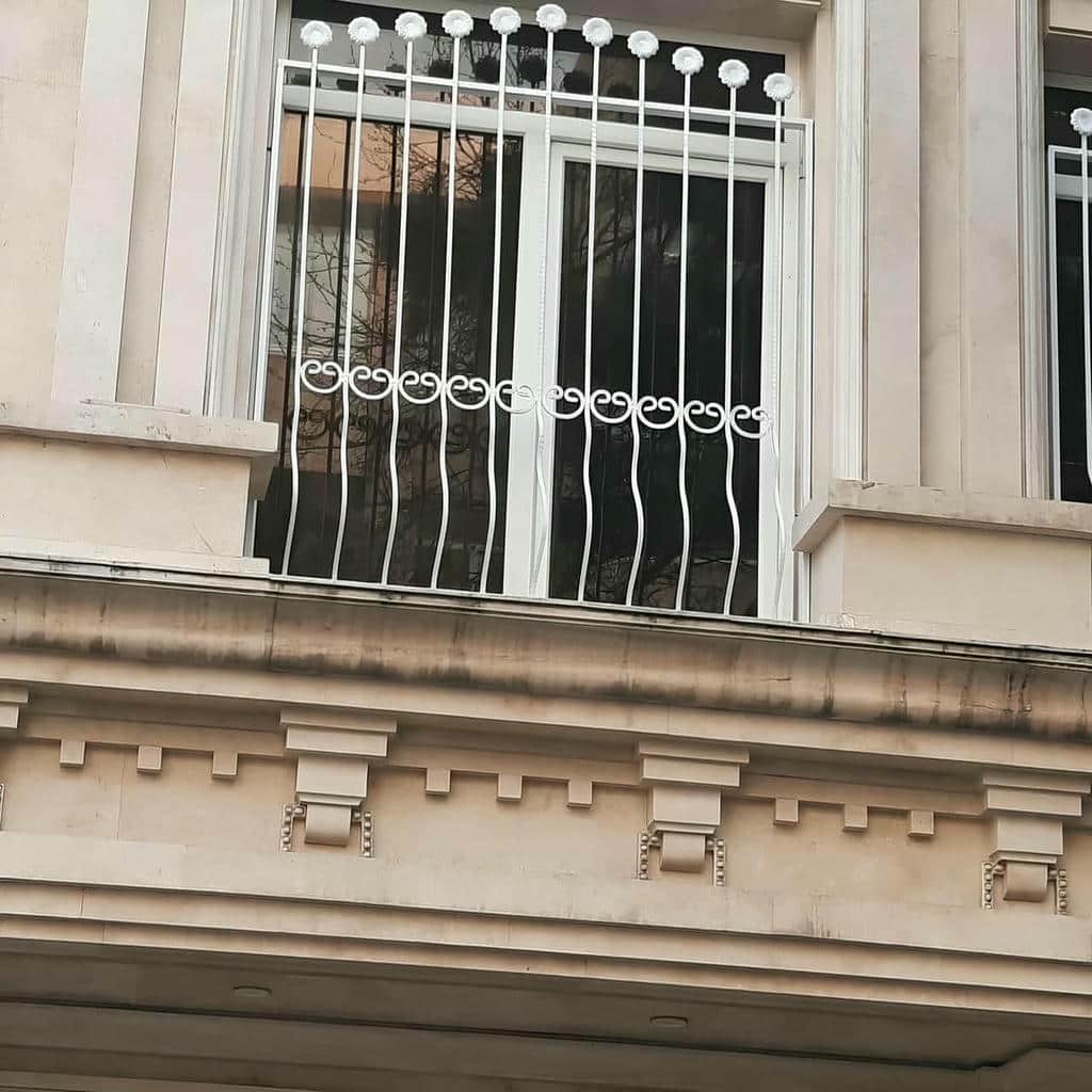 حفاظ پنجره ثابت پیچ و رولپلاک مدل افقی حفاظ پنجره ثابت پیچ و رولپلاک مدل افقی