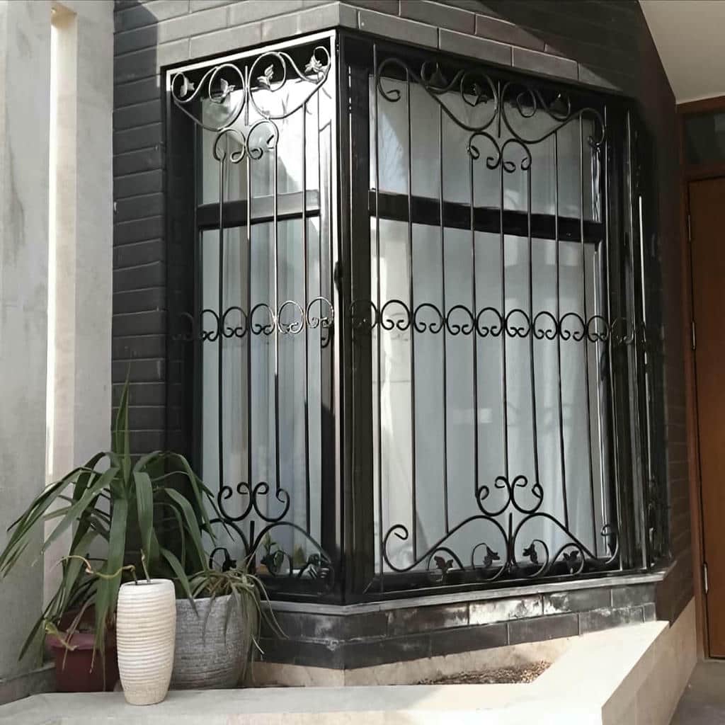 خرید حفاظ پنجره طبقه اول با بررسی مسیر ورودی
