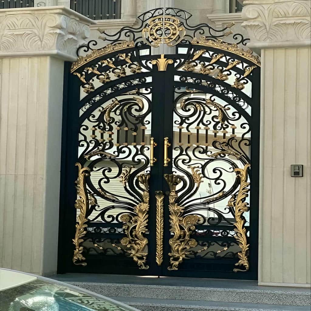 مشاوره انتخاب درب باغ آهنی قوسی مشاوره انتخاب درب باغ آهنی قوسی