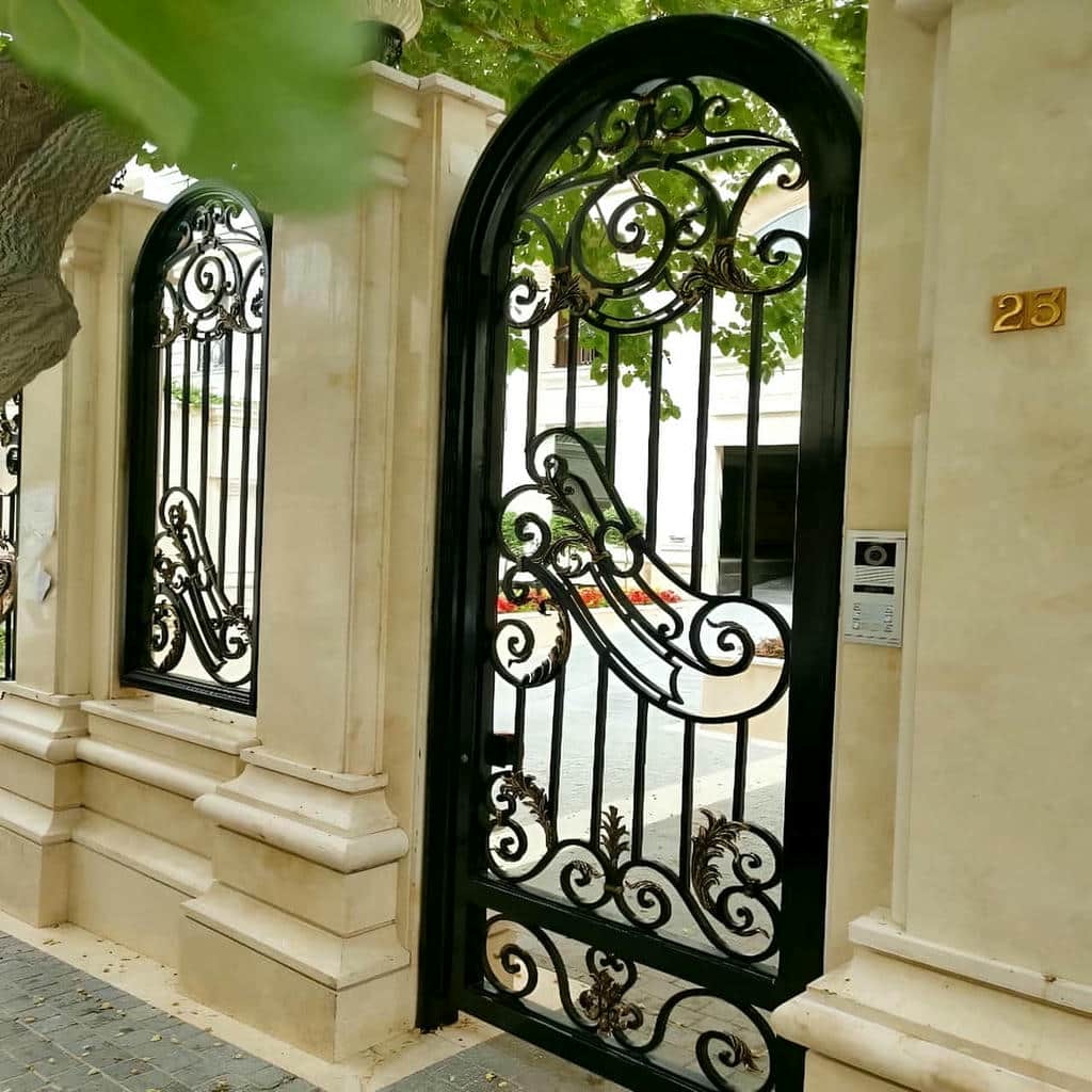 فروش درب حیاط بزرگ پارکینگ با خدمات نصب