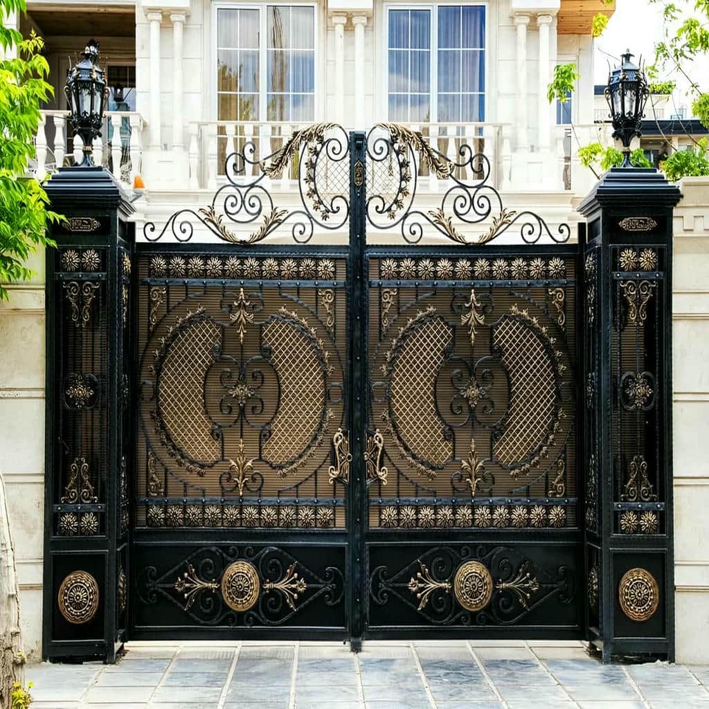 سفارش درب حیاط برش لیزری هندسی با طرح خطی مدرن
