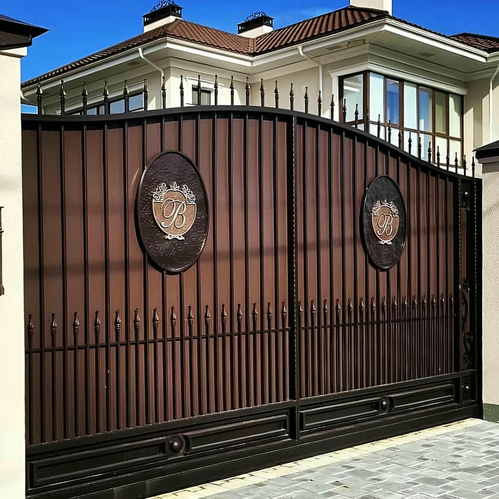 سفارش درب پارکینگ حیاط لولایی دو لنگه