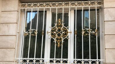 8 مدل حفاظ پنجره سفید طلایی نمای سنگ